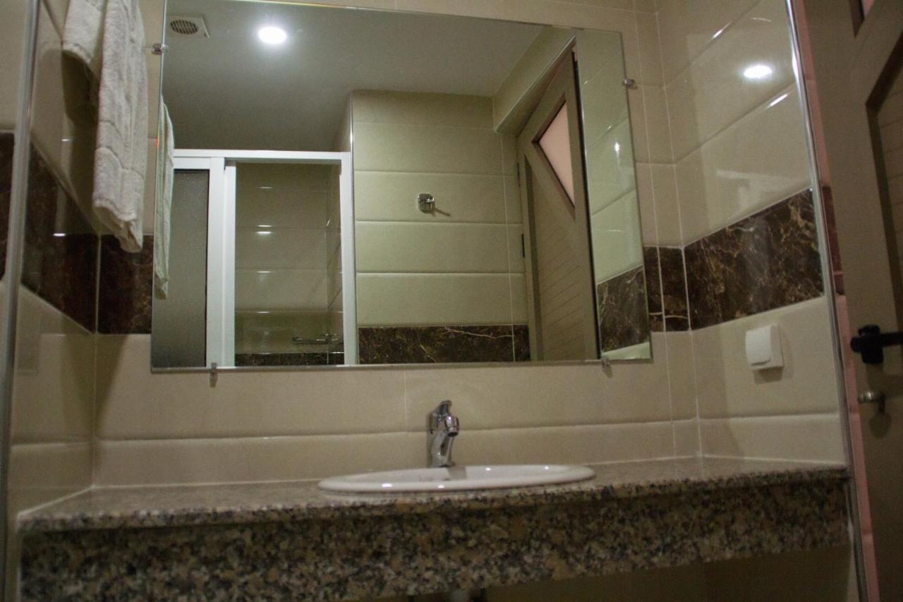 Hotel Al Mamoun Insgane Εξωτερικό φωτογραφία
